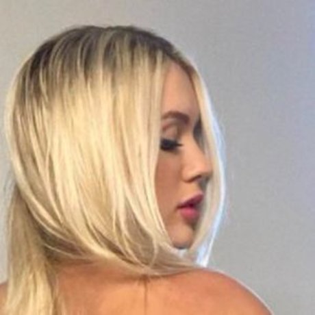Laura Sagra 美しいスター 写真