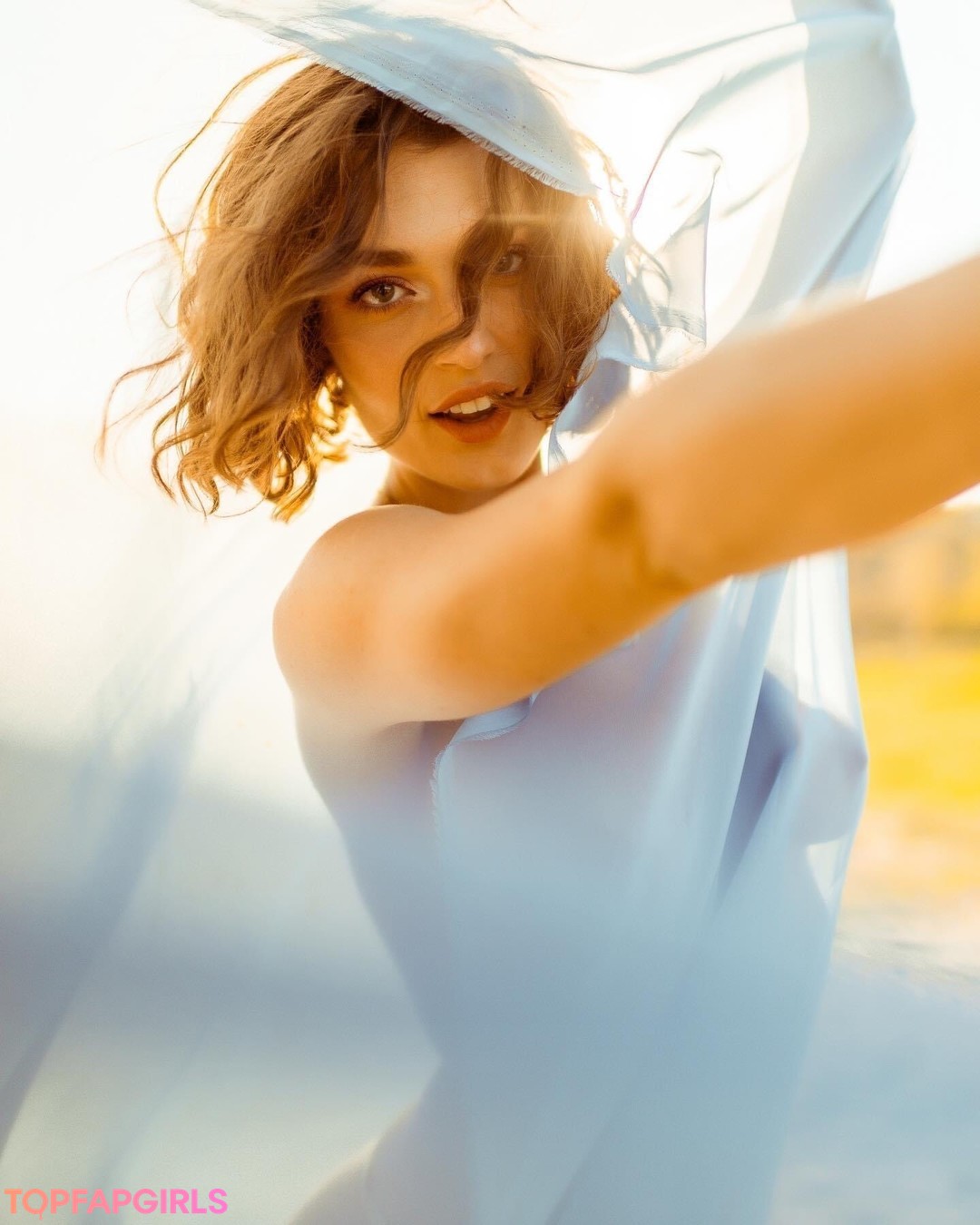 Lacey Claire Rogers profile image