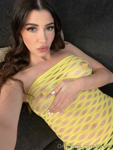 ilyvivi 完璧な女優 画像