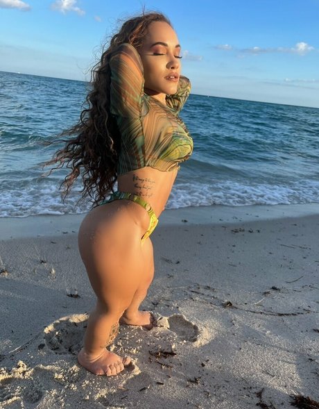 Tanya Tehanna ホットなスター 写真