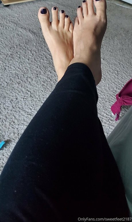 sweetfeet2187 セクシーなポルノスター 写真