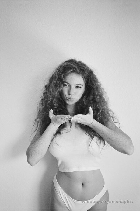 Ashley Suarez ポルノスター パーフェクト ギャラリー