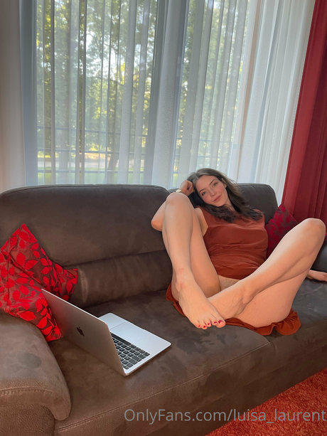 Luisa Laurent xxxスター 写真