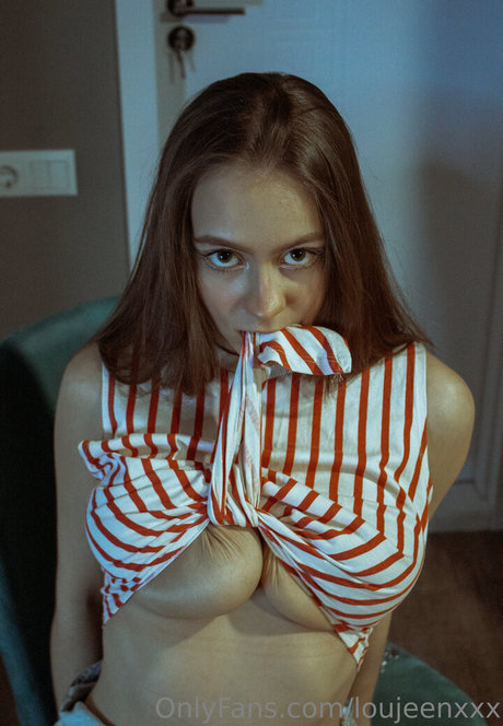 loujeenxxx ヌード女優 写真