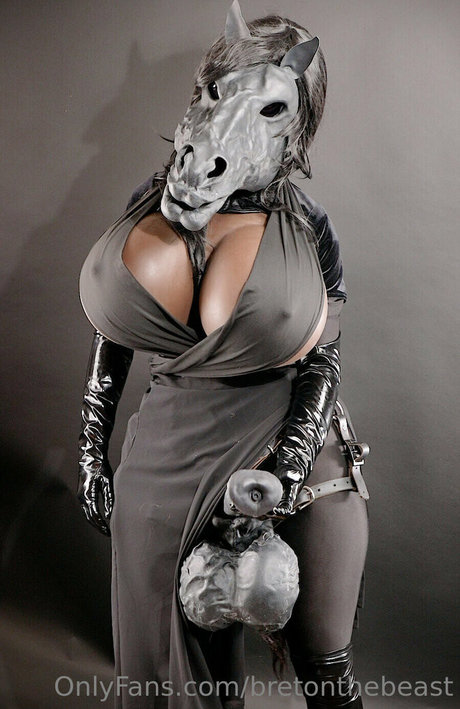 bretonthebeast エロティックなポルノスター 写真