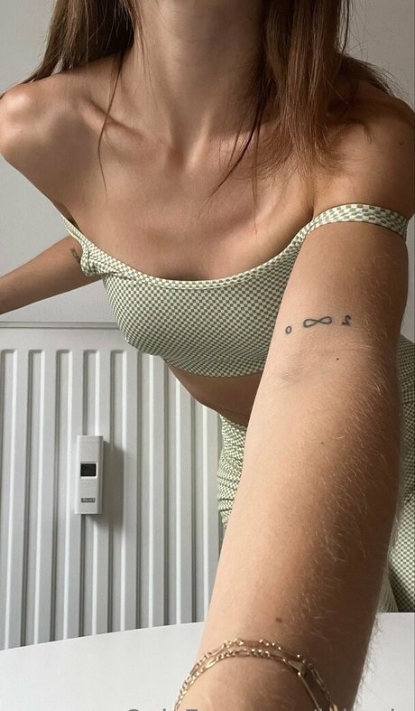 Julia Gauly セックス女優 写真