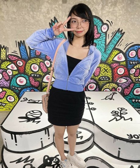 KitzCua セクシーなポルノスター 写真