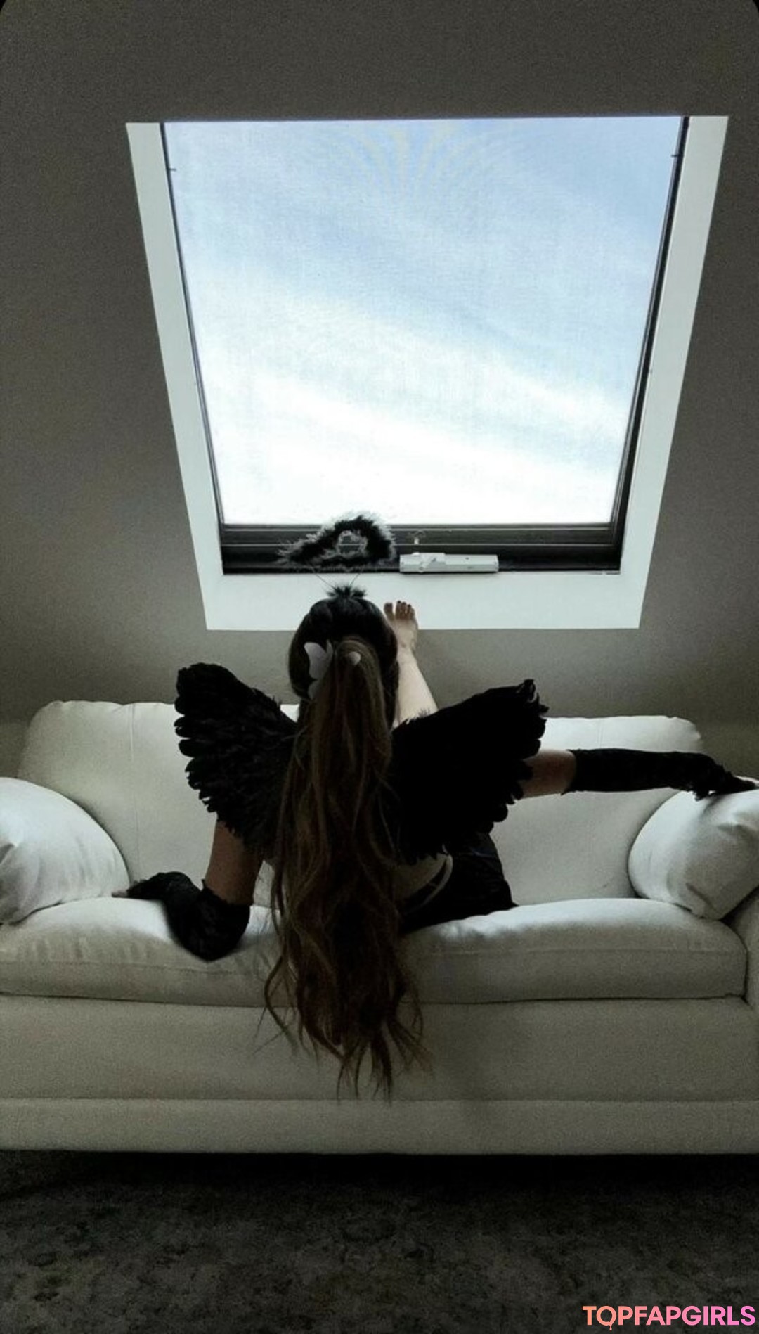 ぽっちゃり巨乳オンリーファンズ セクシーヌード 画像