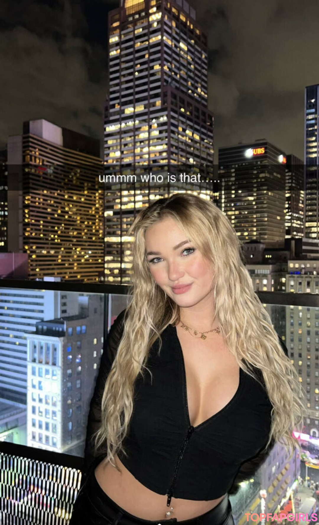 アジア人ママオンリーファンズ セクシーヌード 写真