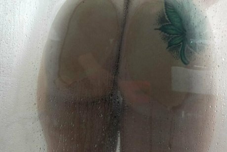 meryonlyfackfree 独占女優 写真