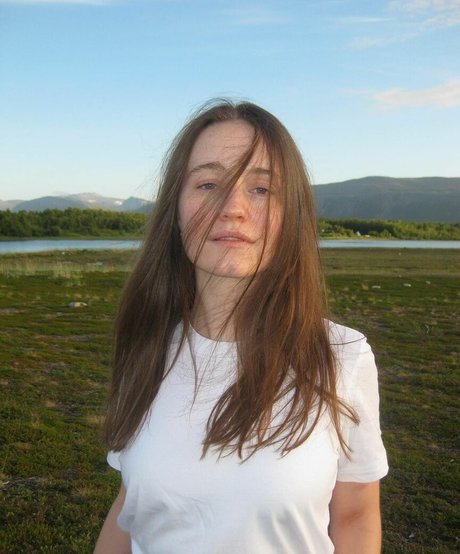 Sigrid ヌードのポルノスター 写真
