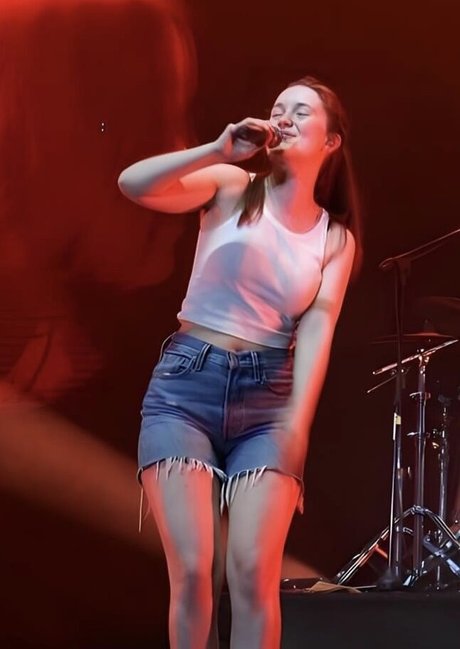 Sigrid ホット女優 アーカイブ