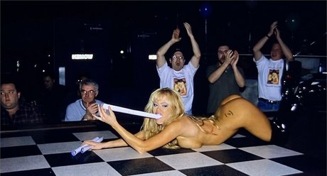 ドイツの成人向けOnlyFans セクシー裸 アーカイブ