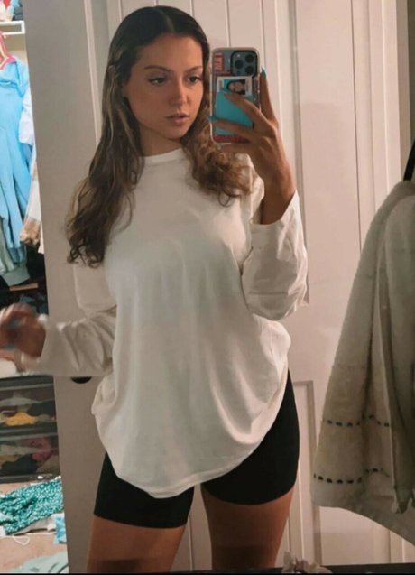Hannah Montoya トップモデル 写真