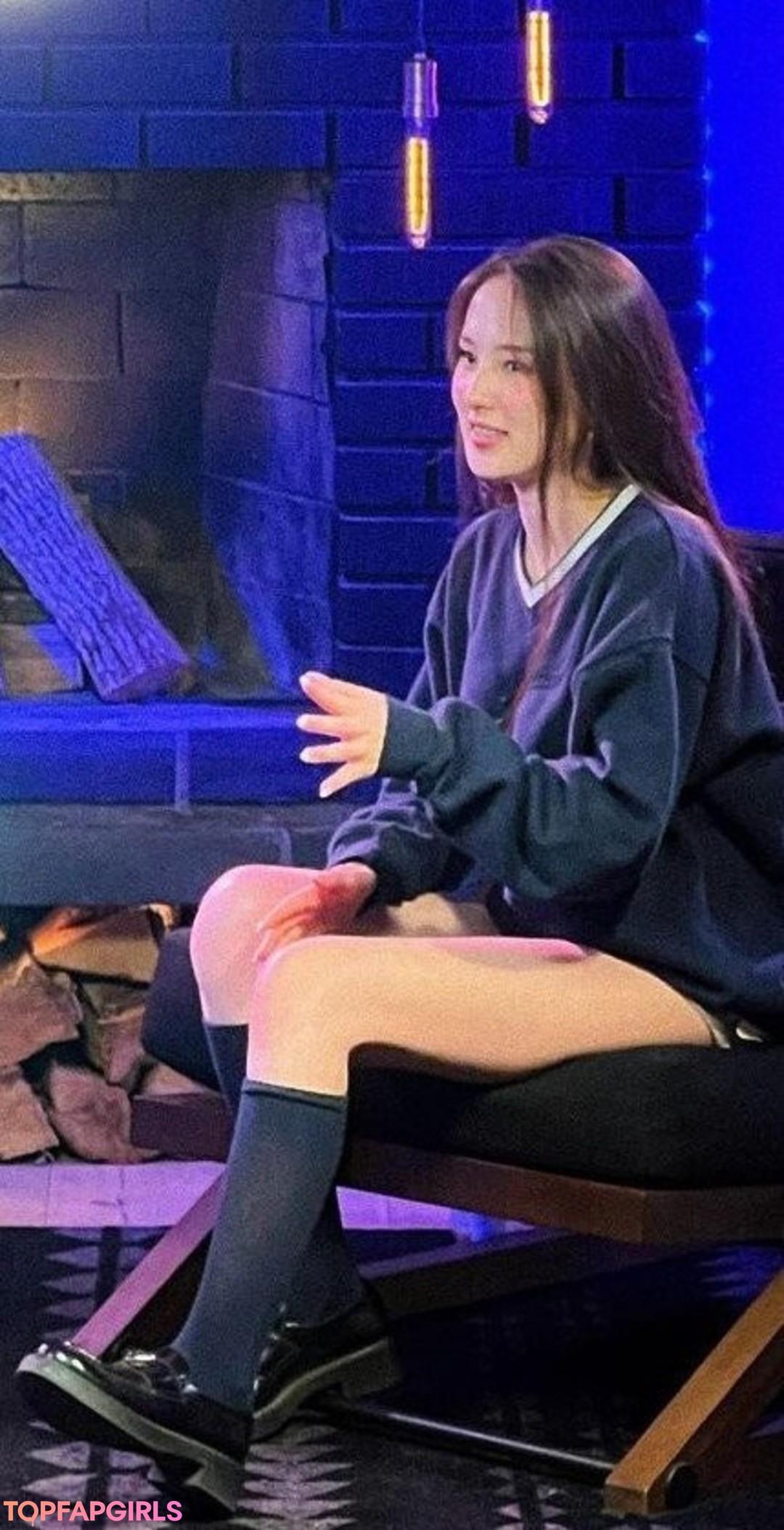 毛深い熟女オンリーファンズ ヌード 画像