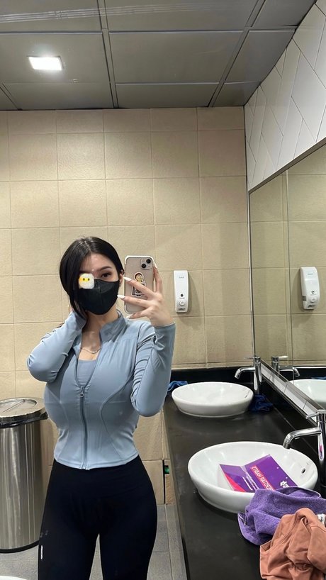 Anastasya Khosasih 限定スター 写真