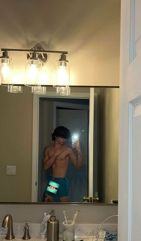 nate shreds かわいいモデル 写真