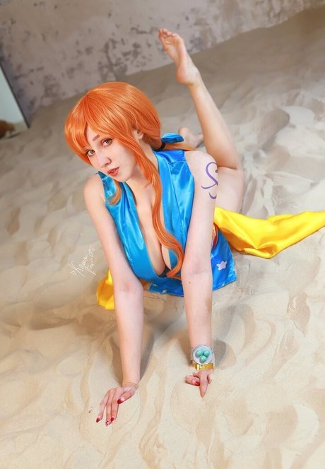 Kawaii Fox Tyan スター ヌード 写真