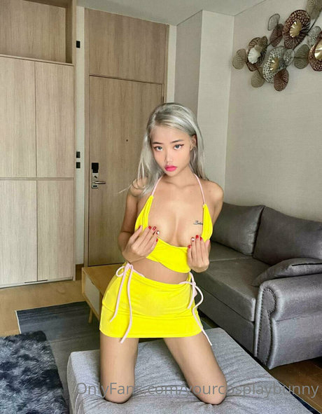 blondasian ポルノスター 素敵 写真
