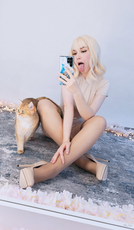 KittyKlaw ASMR XXXモデル 写真
