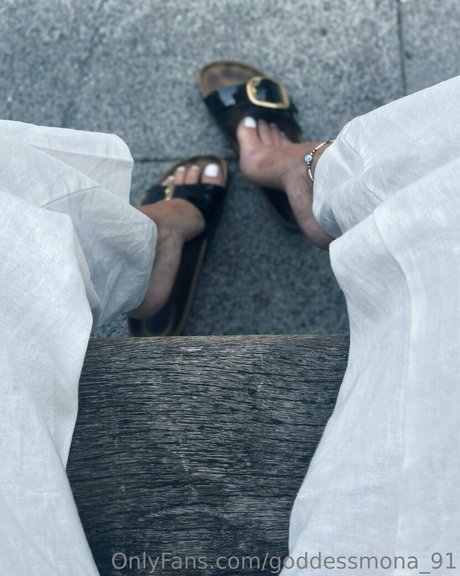 goddessmona 91 セクシーなポルノスター 写真