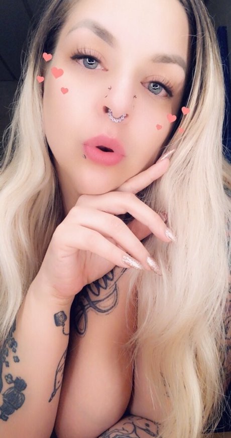 inkedshyvixen 最高のスター 写真
