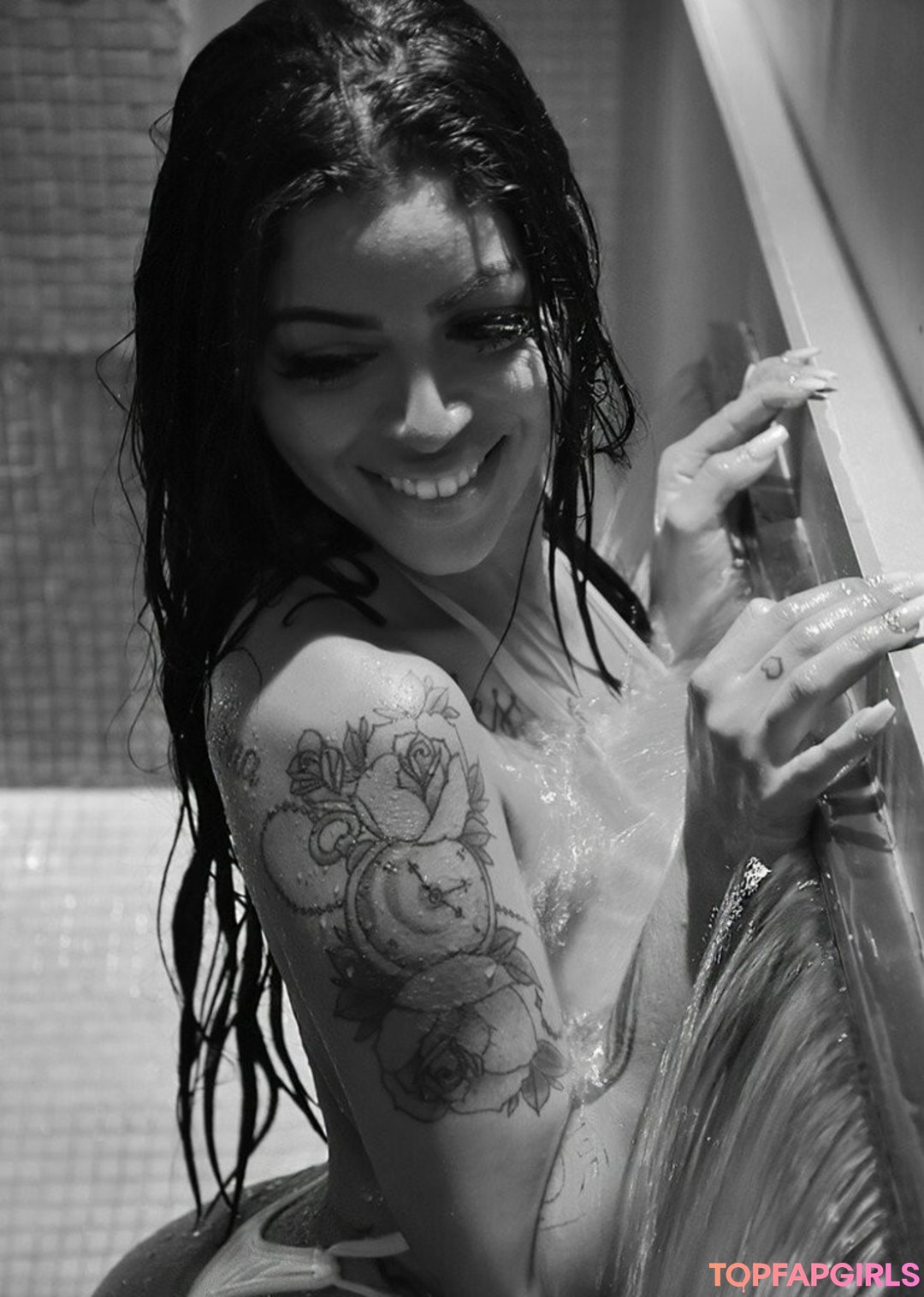 セクシーな黒人女性オンリーファンズ ポルノグラフィック ギャラリー