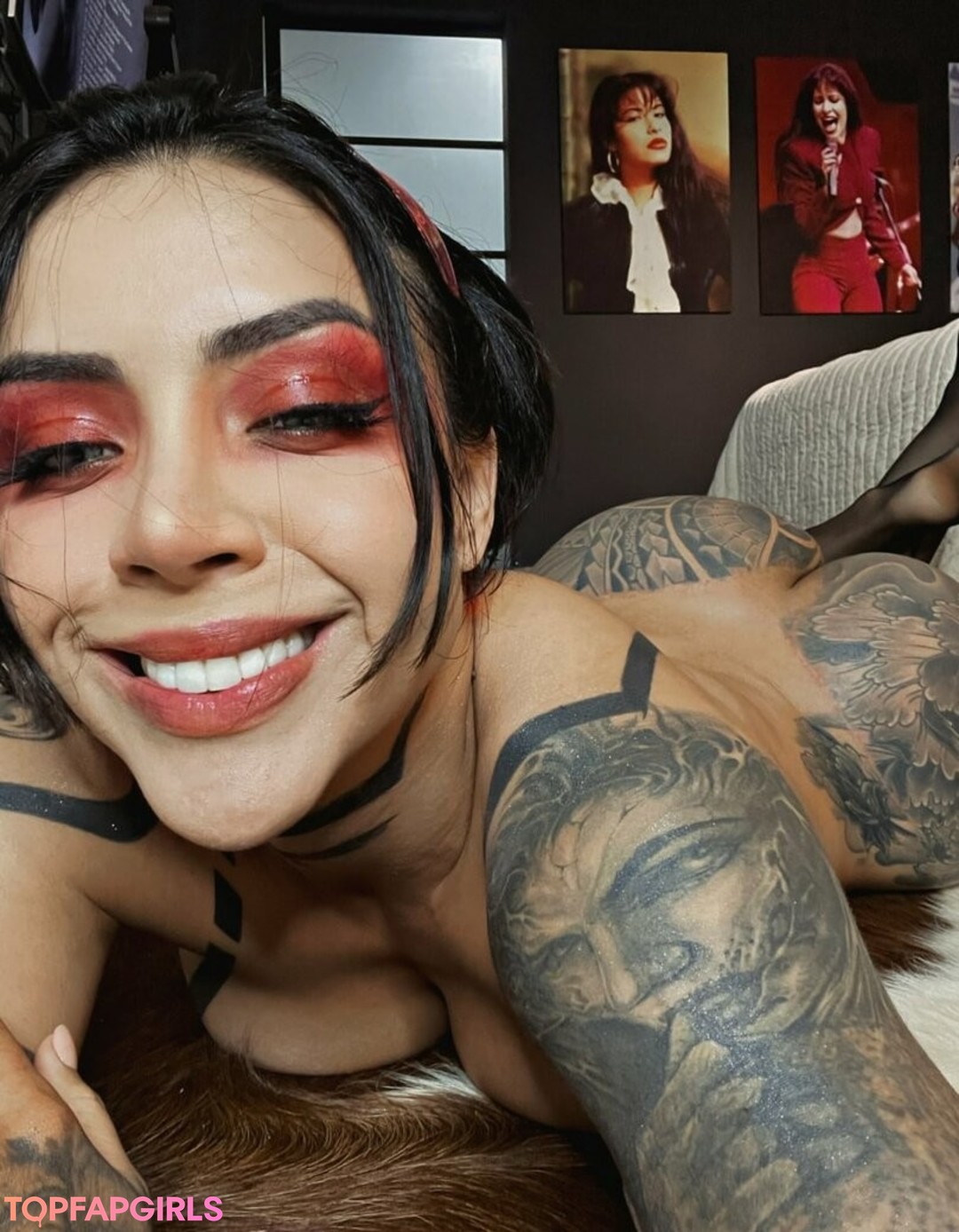 黒人ペニスオンリーファンズ ヌード 写真