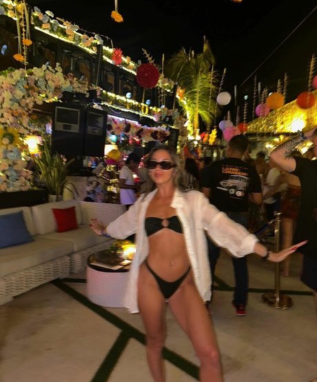 milliemiless セクシーなポルノスター 写真