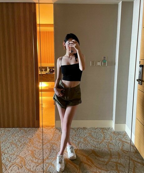 Fanfan かわいいポルノスター 写真