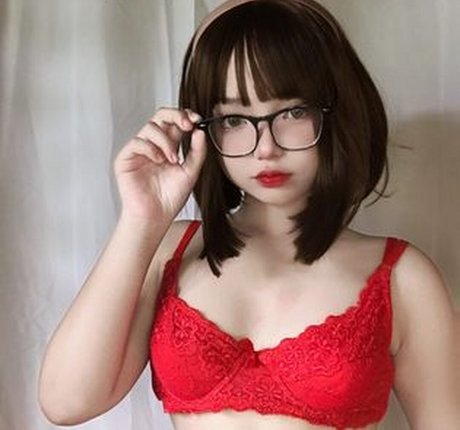 miraaamiku アダルト女優 写真