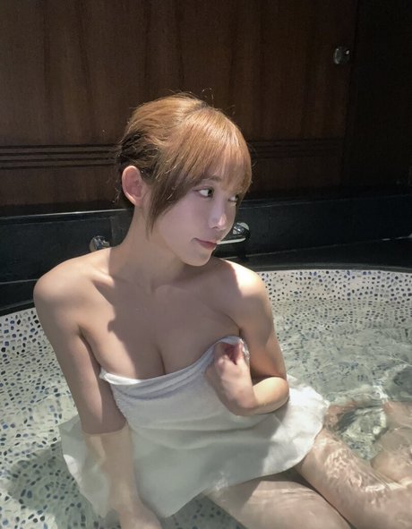 Alice Nanase 高品質スター ギャラリー