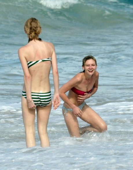 Kirsten Dunst XXXモデル 写真