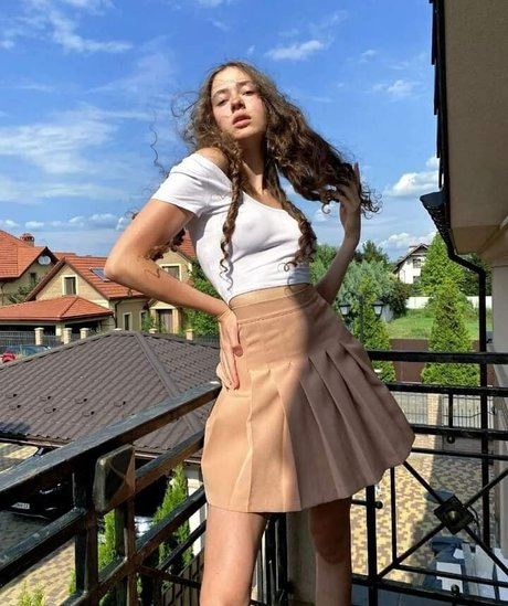 Stefania Deriabina HD女優 画像