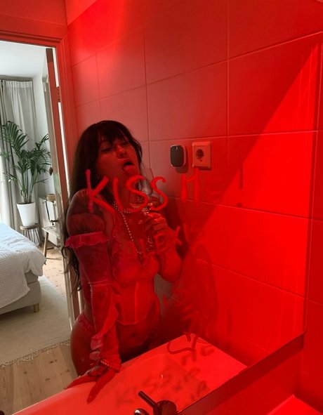 xmishacrossx セクシーなスター 写真