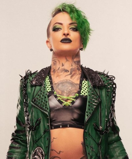 AEW Ruby Soho ポルノモデル 写真