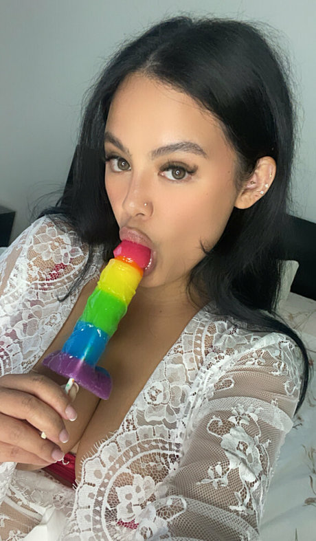 Alyssa Exala 無料スター 写真