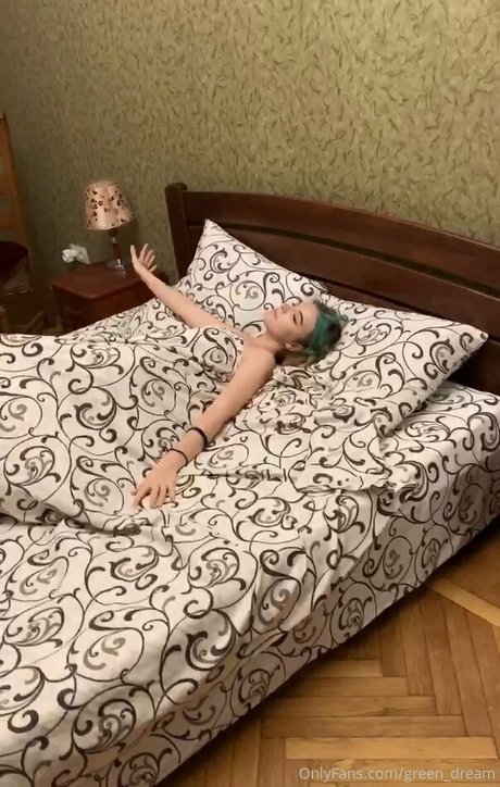 青い髪のオンリーファンズ 美しいxxx 画像