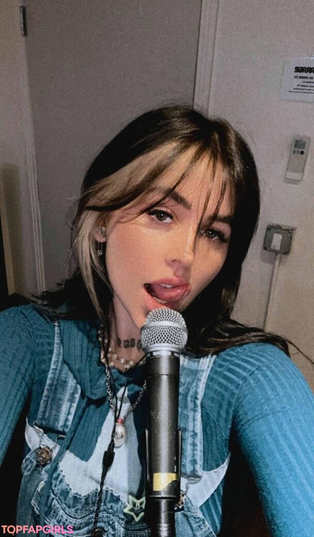 Craysounds 裸の女優 画像