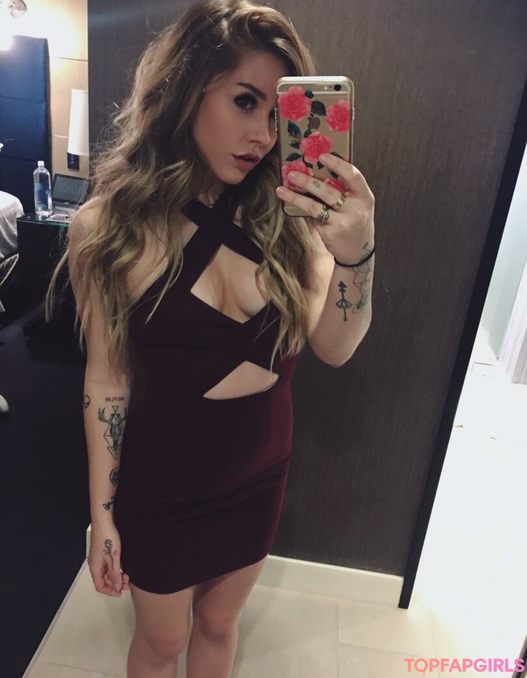 アナルプリンセスオンリーファンズ ポルノ 写真