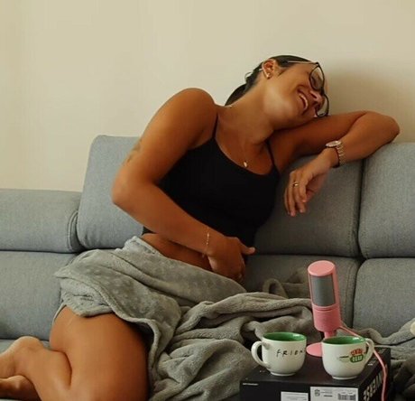 Milena And Lola ホットなスター 写真
