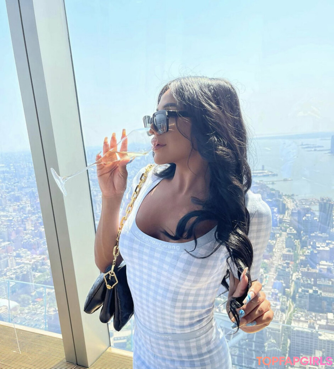 thessupreme 素敵なポルノスター 写真