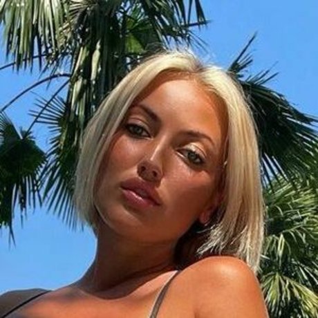 dolcedollll セクシー女優 写真