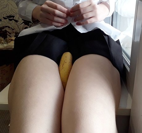 cleo strio アダルト女優 写真