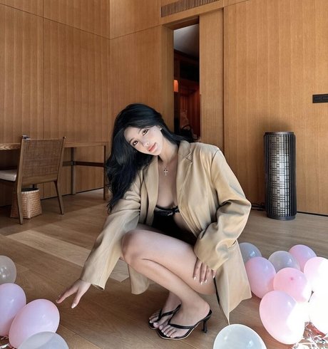 June Gong top profile image