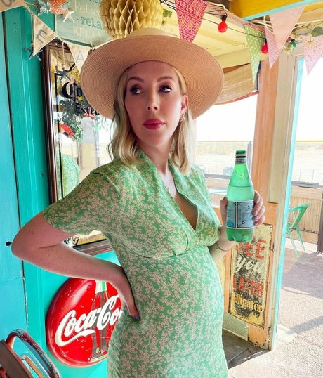 Katherine Ryan トップモデル 写真