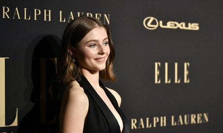 Thomasin Mckenzie ホット女優 写真