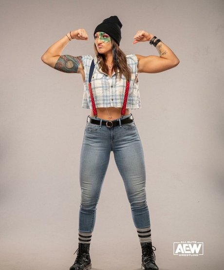 Kris Statlander 美しいモデル 写真