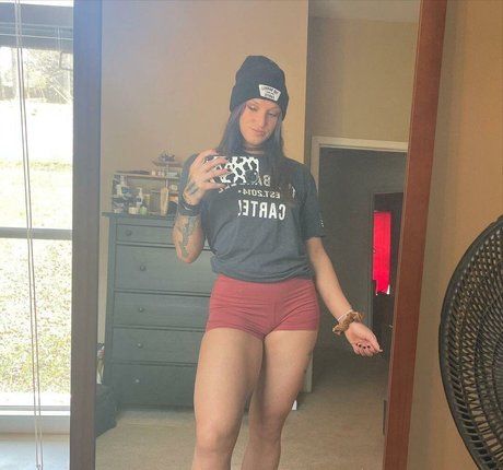 Kris Statlander 完璧なスター 写真