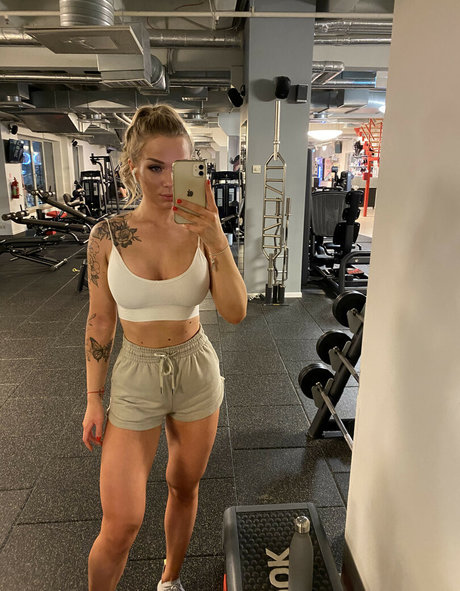 Helenaaar Hellen 高品質スター 画像